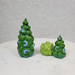 VINTAGE  Jim Shore Heartwood Creek Dept 56 Trees 3.7" Green Retired Set of 2